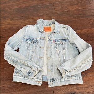 Levi Strauss & Co. Light Wash Original Trucker Jacket Blue Denim Jacket Womens M